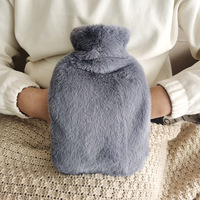 Chauffe-pieds à main personnalisé 2025 bouteille de remplissage d'eau en PVC de grande capacité 2L avec couverture en peluche douce sac à eau chaude