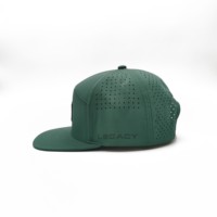Vente en gros de haute qualité personnalisé 7 panneaux en caoutchouc Patch Logo 100% Polyester Laser Mesh Snapback Caps Casquettes de sport pour hommes