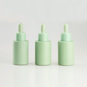 서리로 덥은 녹색 30ml 편평한 어깨 혈청 기름 유리제 점적기 병 및 포장 선물 상자