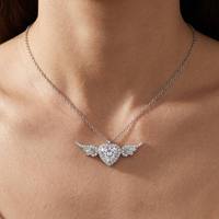 Collier en moissanite 1,25 ct couleur D VVS, argent sterling S925 plaqué or blanc 18 carats, pendentif ailes d'ange certifié GRA pour femmes