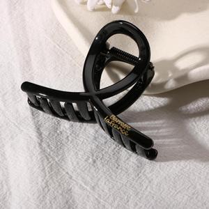 Pince à cheveux en plastique brillant de 11 cm, design croisé, simple et tendance, pour femmes, idéale pour les bals et l'usage quotidien - Product Image 6