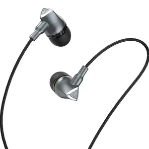 RS-140 Fone de ouvido profissional universal com microfone In-Ear estilo Airoha chipset 3,5mm conectores para uso do telefone móvel