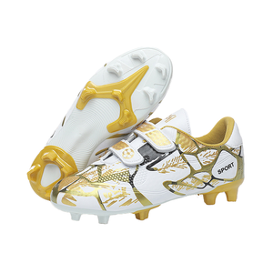 Chaussures de football QZJC sans lacets pour enfants, garçons et filles, avec petits crampons, toutes saisons, tige en PU, pour élèves du primaire - Product Image 1