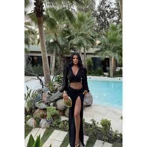 Ensemble deux pièces tricoté en spandex noir avec fente, style décontracté, taille XS – Short et haut court d'été - Product Image 3