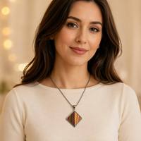 Collar con Colgante Cuadrado de Acero Inoxidable 316L Personalizado, Chapado en PVD de 18K, Cadena con Dije Geométrico de Doble División Diagonal, Venta al por Mayor OEM ODM