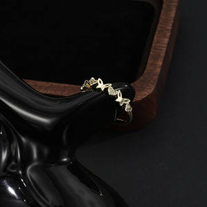 Juego de 9 Anillos Apilables de Diseño Minimalista de Lujo con Zirconia en Forma de Corazón, Joyería Versátil para Uso Diario para Mujer - Product Image 6