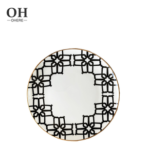 Shanxi Ouhe assiette en céramique de couleur noir et blanc classique Usine en gros assiette de présentation de mariage de luxe ensemble de vaisselle de banquet - Product Image 4