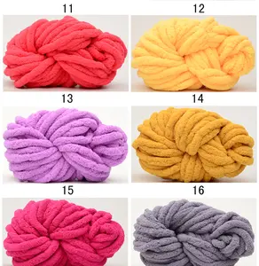 Wholesales Knit 2cm Giant Soft Velvet Crochet Polyester Yarn Hand Knitting Thick Jumbo Chunky Chenille Yarn