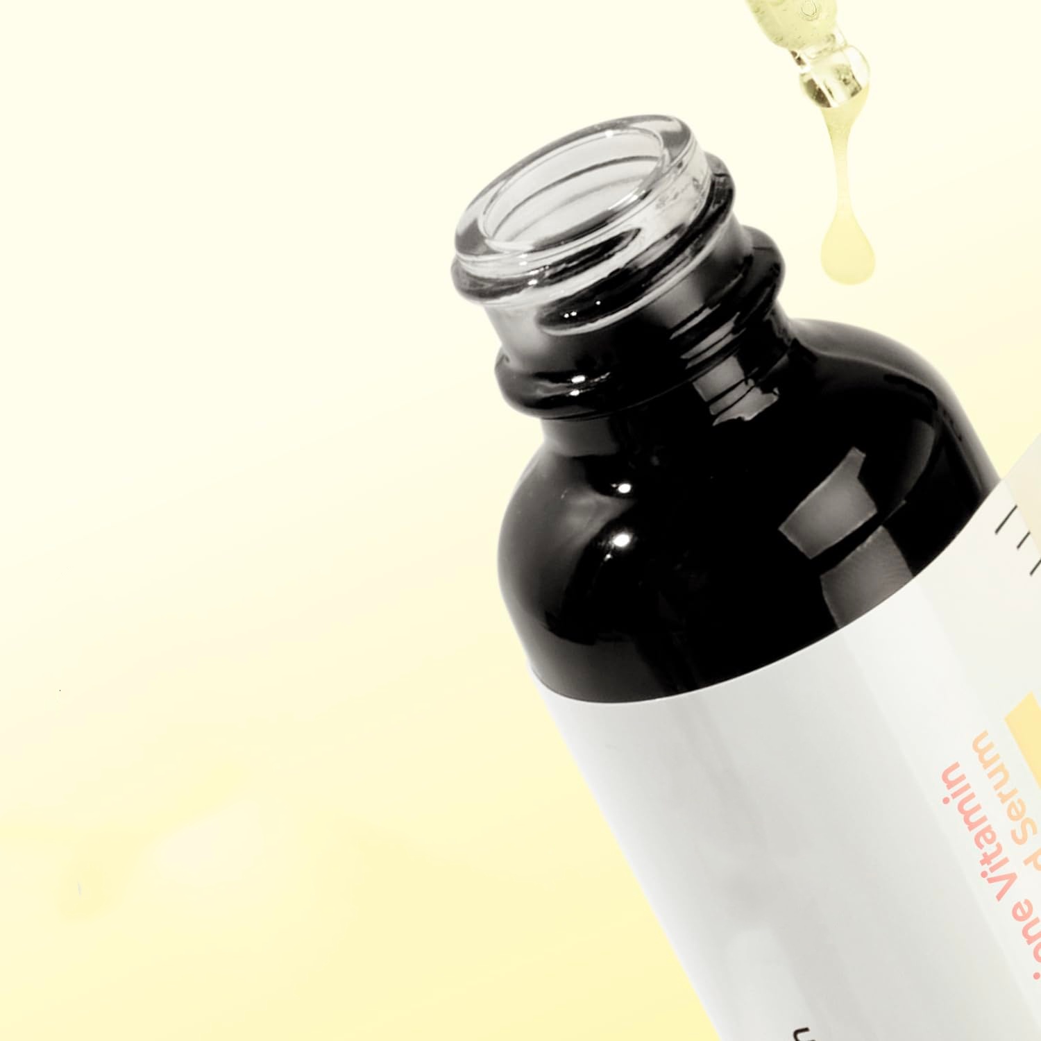 glutathione tranexamic acid serum T15] 15% Hyaluronic Acid Numbuzin No.5+ Vitamin Concentrated Serum is an intensive Vitamin ampoule that brightens skin and reduces the appearance of hyperpigmentation numbuzin official shop] No.5 Glutathione