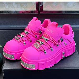 حذاء رجالي مكتنز عالي الجودة ، حذاء رياضي بتصميم جديد غير قابل للإنزلاق يزيد من ارتفاعه - Product Image 3