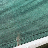 Groene HDPE schaduwnet 70% schaduwpercentage 3x50m UV-bestendig voor kas, boerderij, tuin, autoparking schaduw.