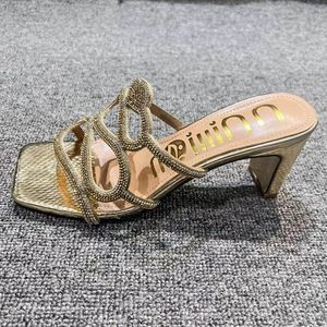 Sandalias de Tacón Doradas con Diseño de Serpiente, Elegantes para Mujer, Tacones de Aguja Sexys para Verano 2024 - Product Image 5