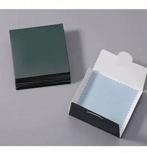 Paño de Limpieza y Pulido para Joyería de Plata 925 Anti-deslustre de 8x8 cm con su Propio Logotipo - Product Image 5