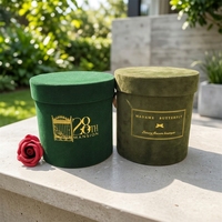 Boîte cadeau ronde en velours écologique personnalisée avec revêtement UV et emballage en carton doré pour fleurs artificielles
