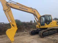 PC220-7 et PC220-8N1 Komatsu d'occasion de haute qualité Pelles sur chenilles 22 tonnes MO avec équipement auxiliaire de vente de moteur