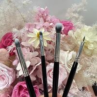YRX A394 vente en gros 12 pièces manche en bois ensemble de pinceaux de maquillage pinceau de mélange Contour ensembles de pinceaux de maquillage avec sac à cosmétiques