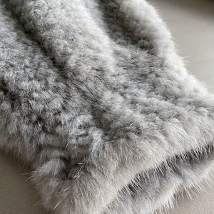 Abrigo de Piel Tejido a Mano Estilo Francés Vintage, Corte Ajustado, para Embarazadas, de Lana/Viscosa, con Líneas Decorativas - Product Image 3