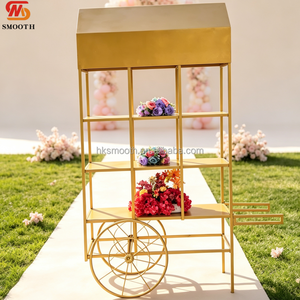 Chariot de présentation floral en métal doré personnalisé SMOOTH avec toit et roues pour mariage, fête ou baby shower - Product Image 1