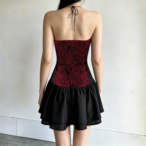 Vestido gótico oscuro acolchado con cuello descubierto y capas, para mujer, corte regular, línea A, corto, sin mangas, con patrón en contraste, natural - Product Image 6