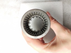 ปั๊มไฮดรอลิกแบบชาร์จ A4VG180-180 ผลิตจากวัสดุเหล็กหล่อ - Product Image 1
