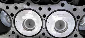 Bloc-cylindres de moteur d'excavatrice de bonne condition pour la machine lourde de la pièce de rechange SK330 du moteur 6D16T - Product Image 2