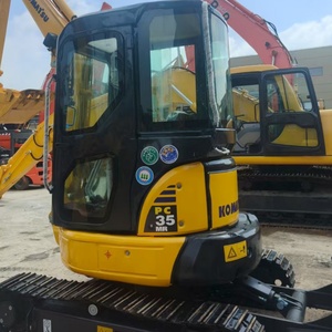 รถขุดขนาดเล็ก Komatsu PC35MR มือสองจากญี่ปุ่น น้ำหนัก 3.5 ตัน พร้อมห้องโดยสารแบบปิด สำหรับงานก่อสร้างสวน - Product Image 3