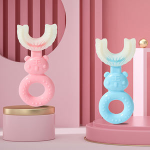 Brosse à dents en silicone souple en forme de U pour bébé YBK à usage domestique mignon carte blister emballée individuellement OEM - Product Image 2