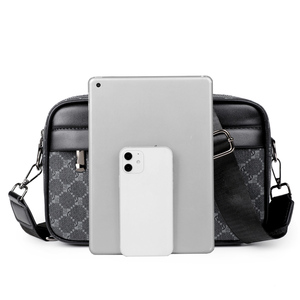 Sac bandoulière de luxe en cuir PU imperméable et durable à carreaux pour homme, petit sac messager décontracté pour le voyage quotidien et les trajets - Product Image 3
