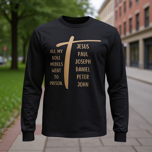 Tous mes modèles de référence sont allés en prison, Jésus au dos, t-shirt à manches longues - Product Image 3