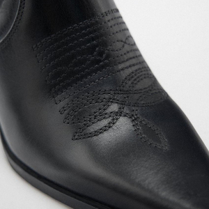 <span class=keywords><strong>Stivali</strong></span> Texani da <span class=keywords><strong>Donna</strong></span> Personalizzati in Vera Pelle Nera con Tacco Alto, di Alta Qualità, Modello Slip-On Invernale a Punta Chiusa con Tacco Largo e Rialzo Interno - Product Image 2