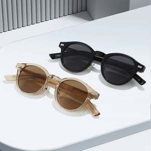 Gafas de Sol Redondas con Logotipo Personalizado, Estilo Punk Retro 2025 para Hombre y Mujer, Lentes Transparentes con Protección UV400, Marco TR90 con Remaches - Product Image 2