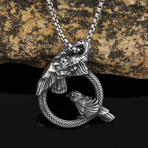 Yunnique – collier avec pendentif hibou en acier inoxydable pour hommes et femmes, chaîne au design rétro, motif animal, 60cm, cadeau, bijoux à la mode - Product Image 2