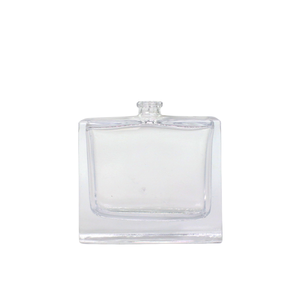 Flacon de <span class=keywords><strong>parfum</strong></span> en verre rouge Copper Video Canada avec bouchon en liège, finition brillante, personnalisable, 30 ml - Product Image 2