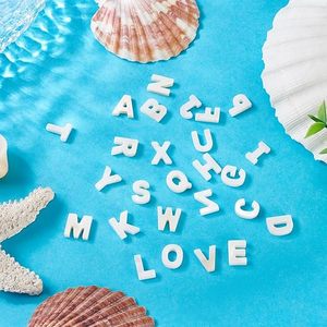 26 Letras del Alfabeto de Concha Natural A-Z, Colgantes de Concha Blanca con Letras Planas para Hacer Joyería DIY, Collares, Pulseras <span class=keywords><strong>y</strong></span> Pendientes - Product Image 4