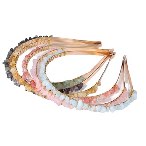 Fascia per Capelli da Sposa Personalizzabile in Stile Europeo e Americano con Perline e Spugna, Fatta a Mano con Cristalli Colorati e Pietre Metalliche per Donne - Product Image 1