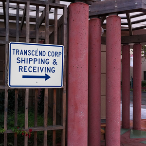 Letreros Metálicos Decorativos de Aluminio Resistentes a los Rayos UV con Logotipo Personalizado, Proveedor de <span class=keywords><strong>Señales</strong></span> de Tráfico con Certificación ISO - Product Image 4