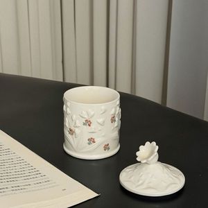 Lelyi French Light Luxury High-end Exquisite Embossed Ceramic Can High-value Creative Fresh-looking Seasoning Jar