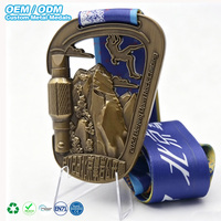 Medaglia da Arrampicata Personalizzata a Forma Irregolare, in Bronzo Anticato, 3D, Scavata, in Lega di Zinco, Premio Sportivo per Esterni con Nastro