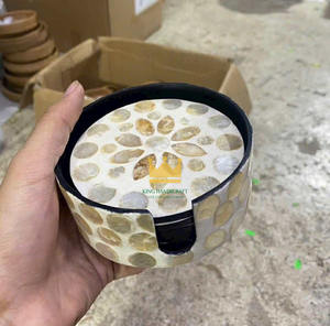 แผ่นรองแก้วหวายทรงกลมทำมือ ดีไซน์ทันสมัย เป็นมิตรกับสิ่งแวดล้อม สะดุดตา เหมาะสำหรับใช้บนโต๊ะอาหาร จากเวียดนาม - Product Image 3