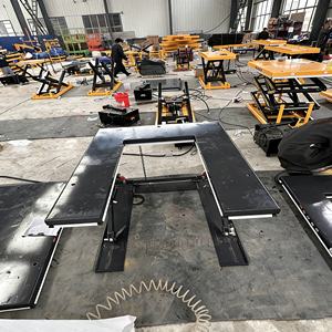 Plateforme élévatrice à ciseaux électrique avec pompe hydraulique en forme de U ou de <span class=keywords><strong>E</strong></span> - Product Image 1