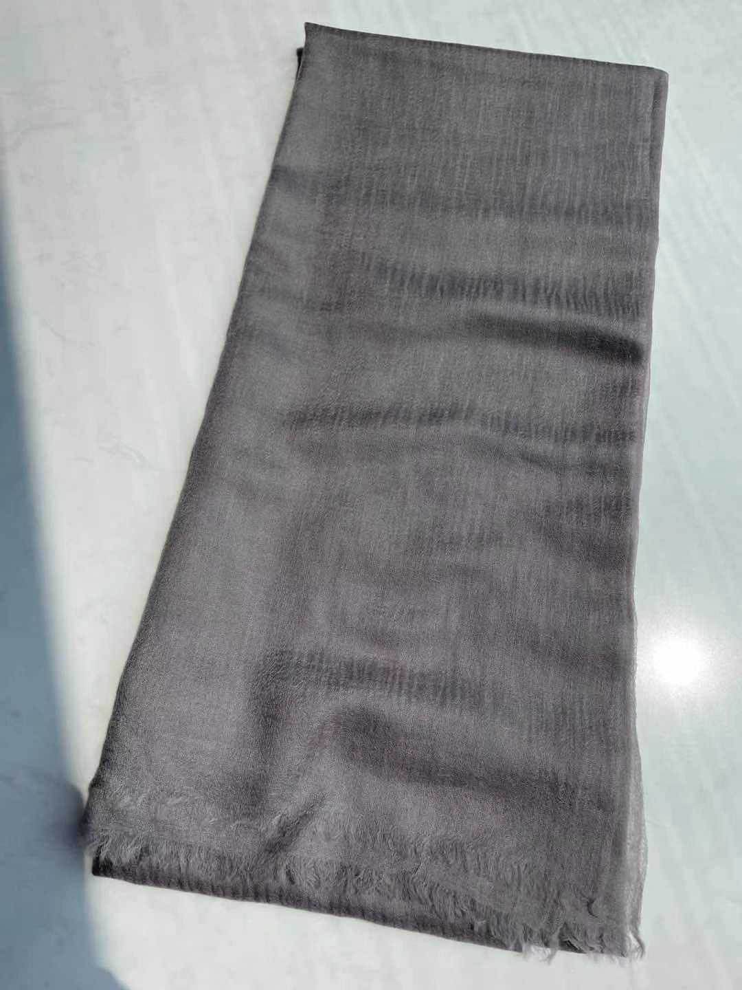 สีม่วงเทา