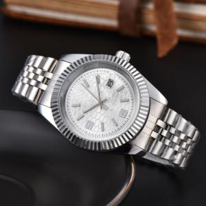 Cô Gái Sang Trọng Cơ Khí Ban Nhạc Hợp Kim Đồng Hồ Đeo Tay Với Pha Lê Quay Số Thiết Kế Đơn Giản Silicone Dây Đeo Quyến Rũ Quà Tặng Cho Phụ Nữ - Product Image 2