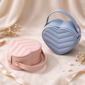 <b>Heart</b>-<b>shaped</b> Quilted PU Leather Jewelry <b>Box</b> With Carry Handle, Small Portable Jewellery Organizer For Gift Packing - Product Image 5
