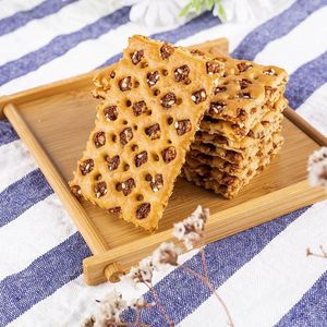 Craquelins en vrac au sucre <span class=keywords><strong>brun</strong></span>, forme nid d'abeille, saveur graines de chia, 40% de matières grasses, 500g - Product Image 4