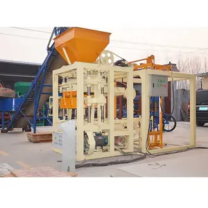 Machines de fabrication de blocs creux de ciment Semi-automatique QT4-24, machine de fabrication de pavés de brique