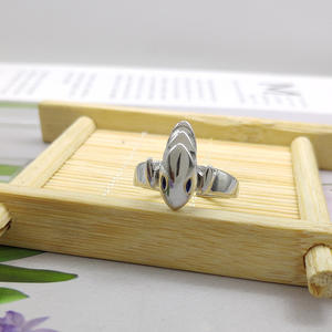 Haute qualité YuGi-Oh Duel Monsters jeu de cartes à collectionner Blue-Eyes White <span class=keywords><strong>Dragon</strong></span> Silver Metal Ring comme cadeaux - Product Image 5