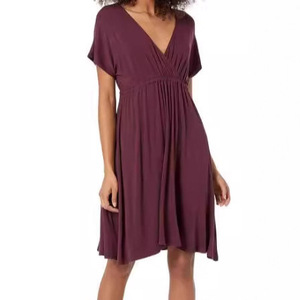Robe mi-longue ample en viscose pour femme, plissée, col en V, confortable, sexy <span class=keywords><strong>et</strong></span> décontractée, idéale pour <span class=keywords><strong>les</strong></span> banquets <span class=keywords><strong>et</strong></span> le quotidien – Collection Automne - Product Image 2