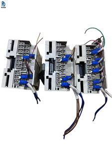 PLC โมดูลเอาต์พุตแบบอนาล็อกเซ็นเซอร์ควบคุม FX3U-4DA ของแท้ของใหม่ - Product Image 1