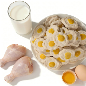 Friandises lyophilisées FurZo pour chats et chiens - Poulet, jaune d'œuf, pomme, canneberge, canard - Riches en protéines, sans céréales, pour la santé de la peau et du pelage - Product Image 1