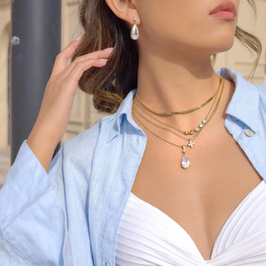 Novirassine - Gargantilla con Cruz Elegante y Estética, de Acero Inoxidable Resistente al Deslustre, para Mujeres y Adolescentes, Joyería para Uso Diario o Aniversario - Product Image 3